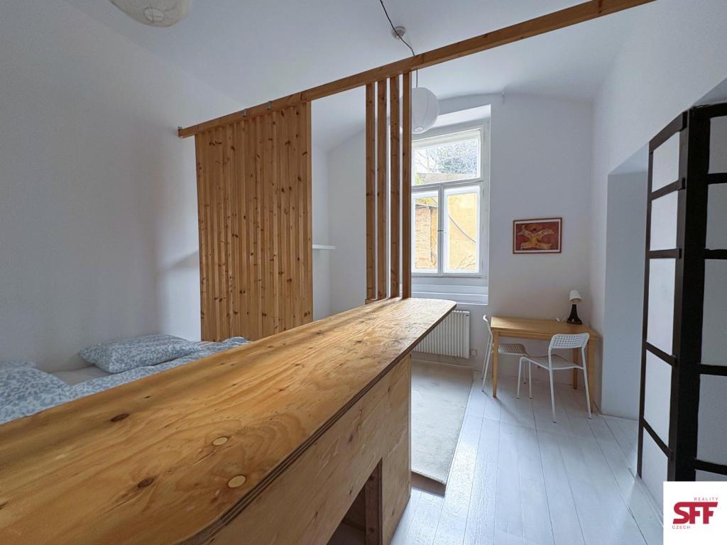 Pronájem bytu 1+kk 30 m2