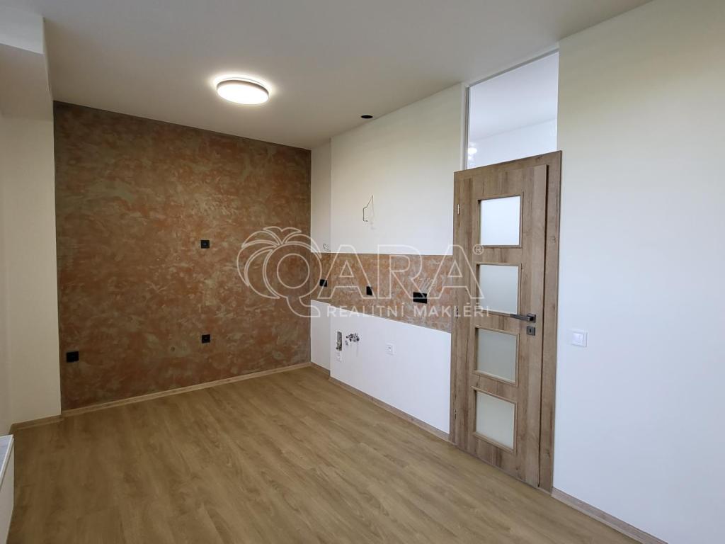 Pronájem bytu 1+kk 30 m2, Přerov nad Labem – náhled fotky 5