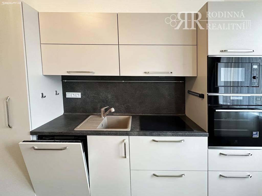 Pronájem bytu 2+kk 64 m2