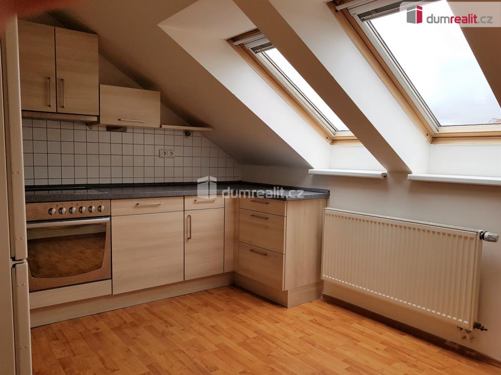 Pronájem bytu 1+1 44 m2