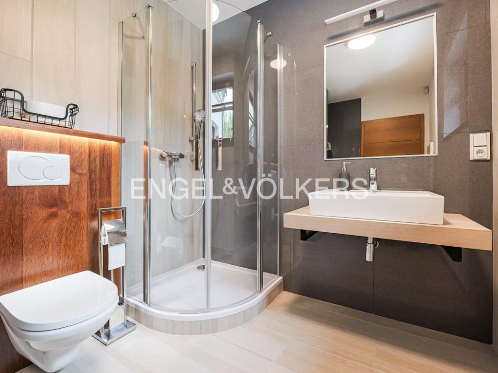 Pronájem domu 351 m2, Praha – náhled fotky 16