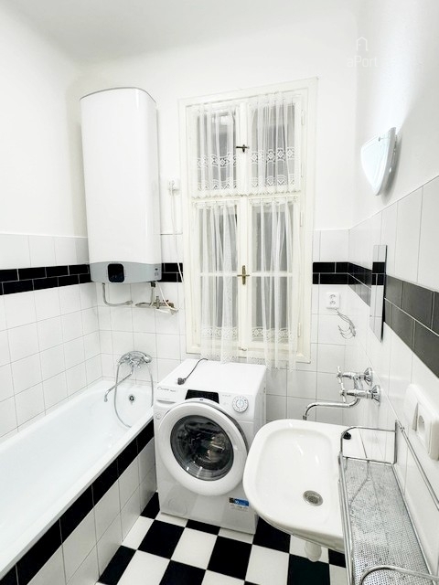 Pronájem bytu 2+1 69 m² – další