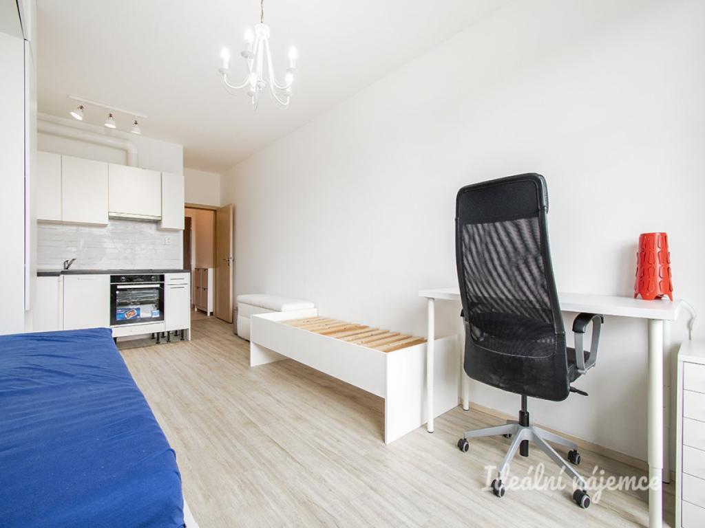 Pronájem bytu 1+kk 27 m2