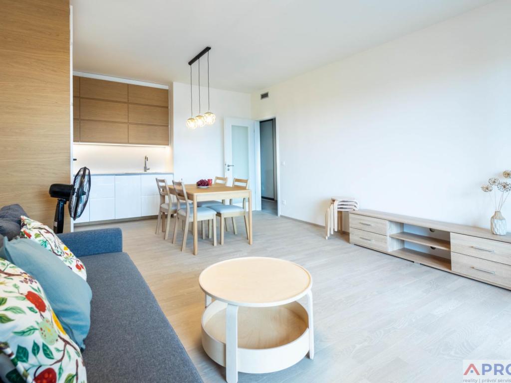 Pronájem bytu 2+kk 58 m2