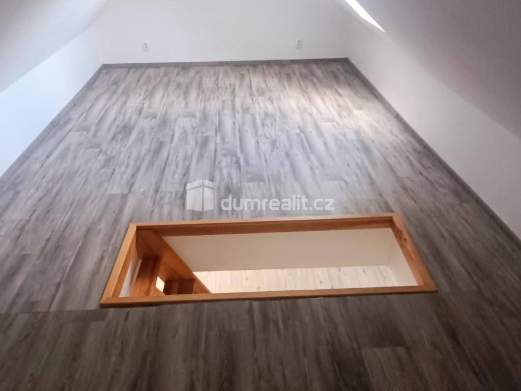 Pronájem bytu 1+1 50 m2