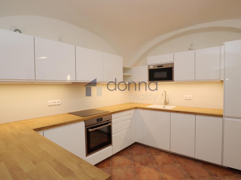 Pronájem bytu 2+1 75 m2