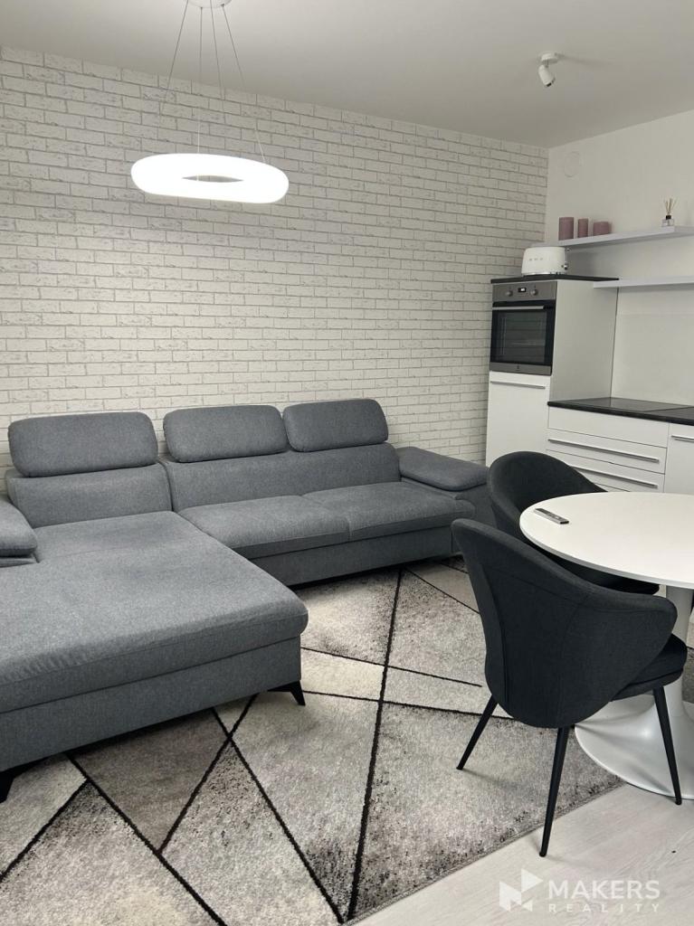 Pronájem bytu 1+kk 42 m2