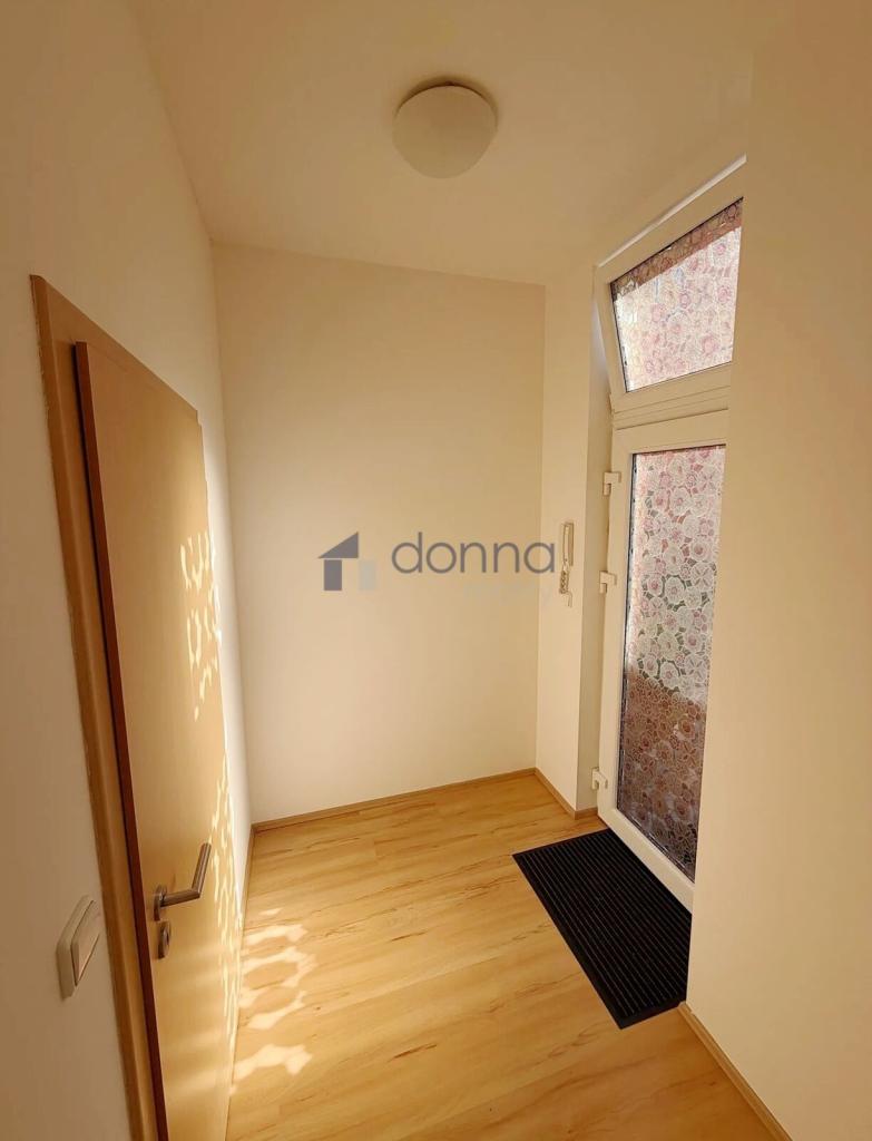 Pronájem bytu 2+kk 55 m2, Praha – náhled fotky 10