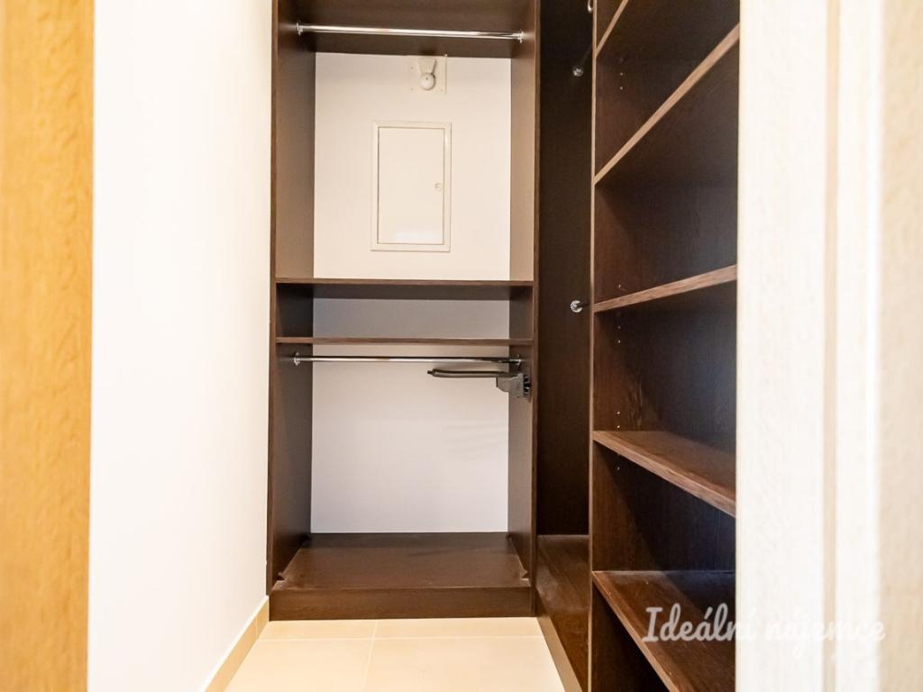 Pronájem bytu 2+kk 64 m2