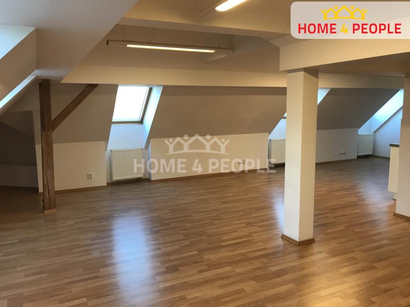 Pronájem bytu 3+kk 140 m2