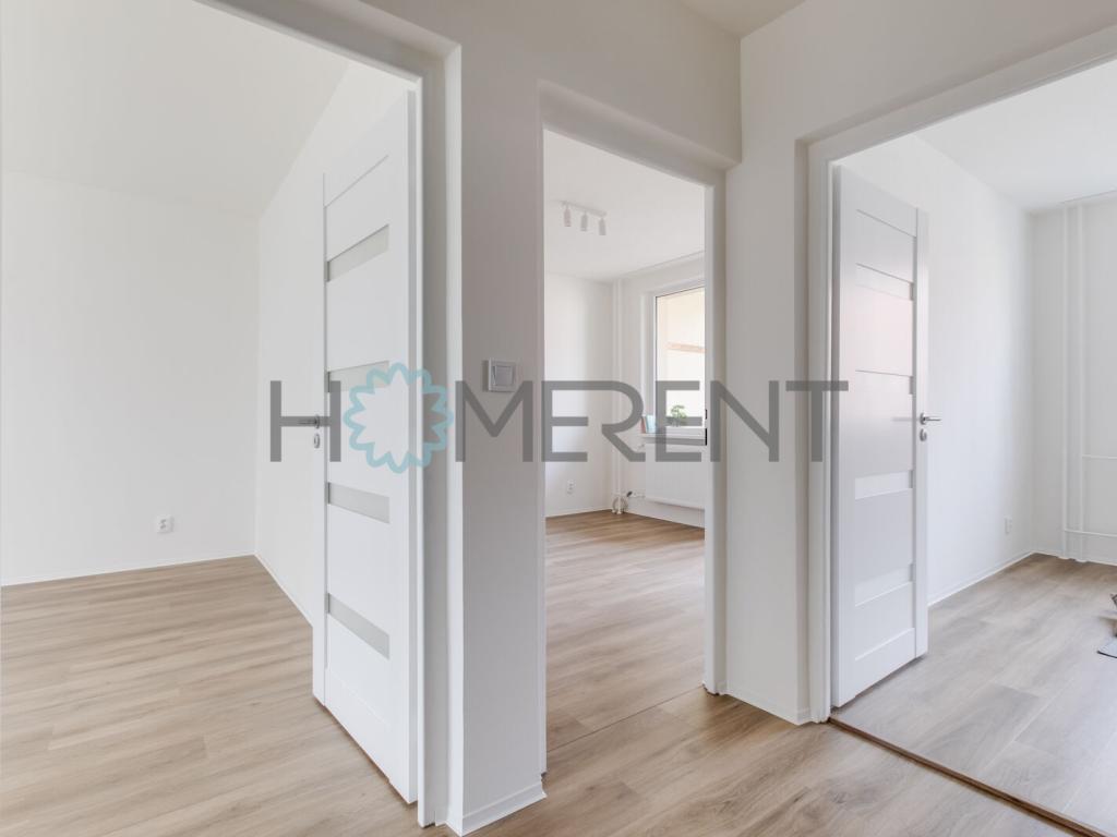 Pronájem bytu 3+1 67 m2, Praha – náhled fotky 17