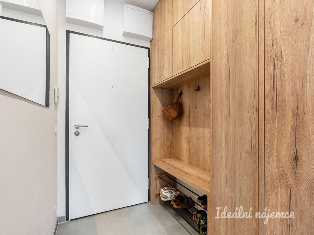 Pronájem bytu 3+kk 70 m2