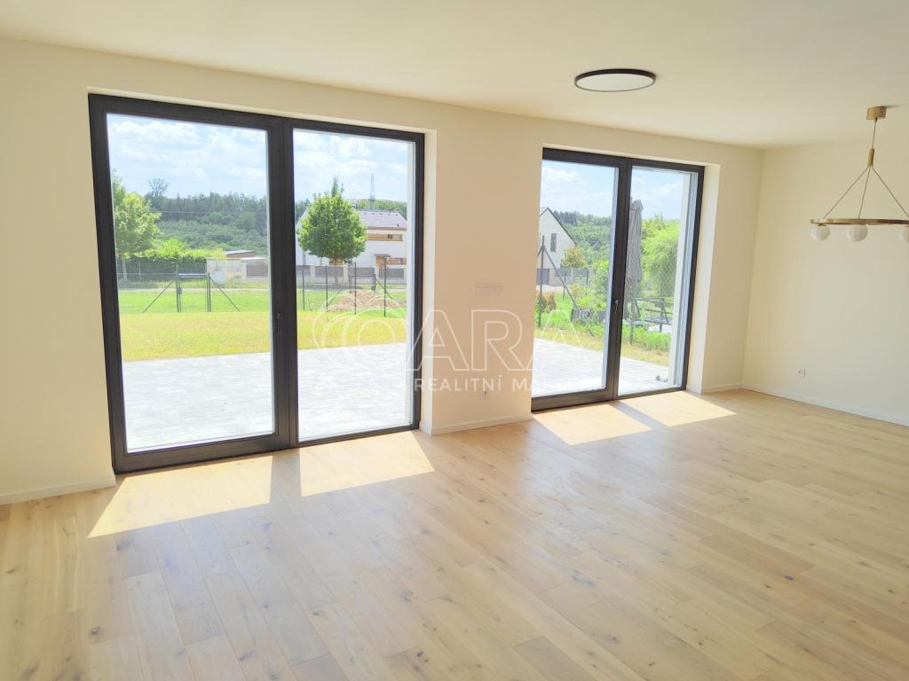 Pronájem bytu 4+kk 106 m2, Vysoký Újezd – náhled fotky 10