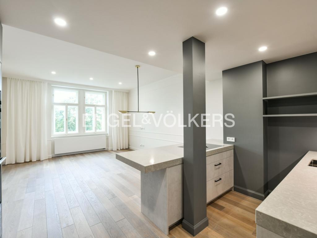 Pronájem bytu 4+kk 107 m2