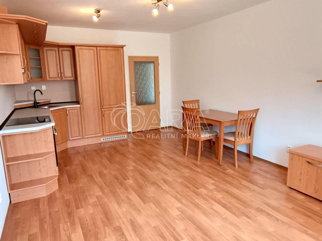 Pronájem bytu 2+kk 54 m2