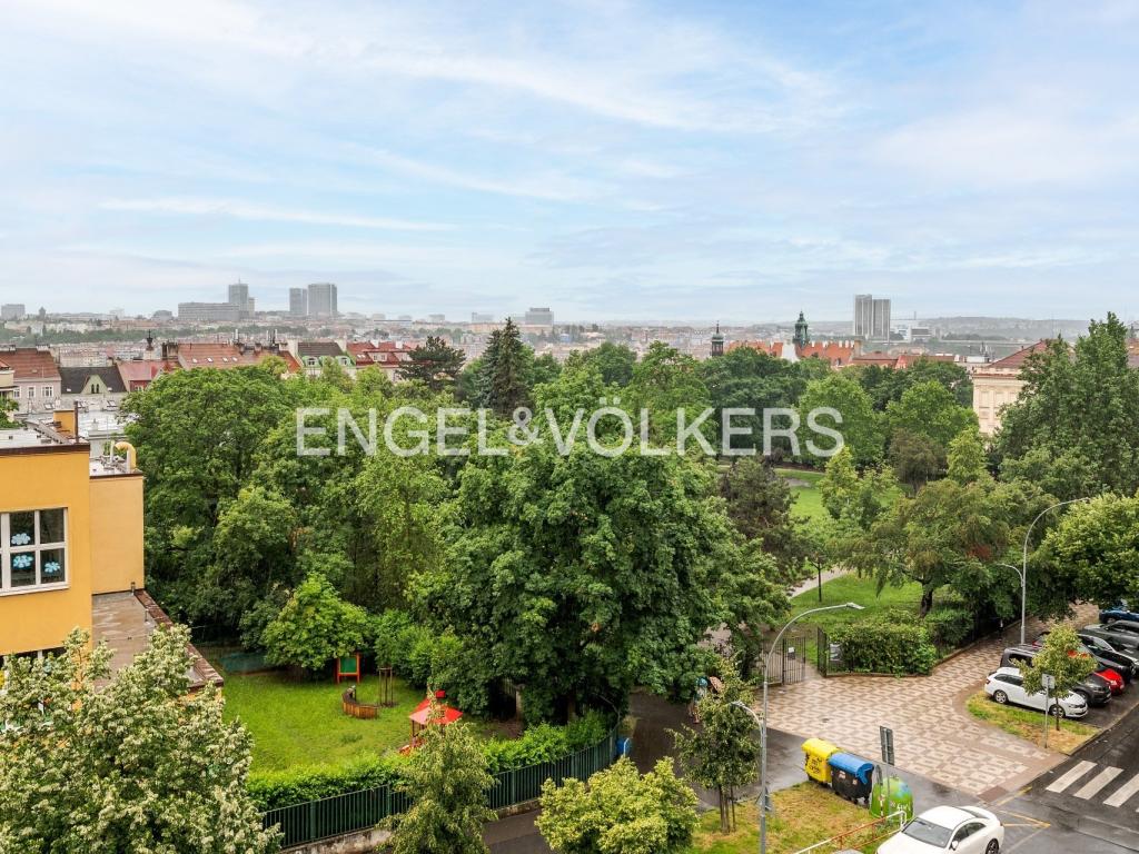 Pronájem bytu 2+kk 60 m2