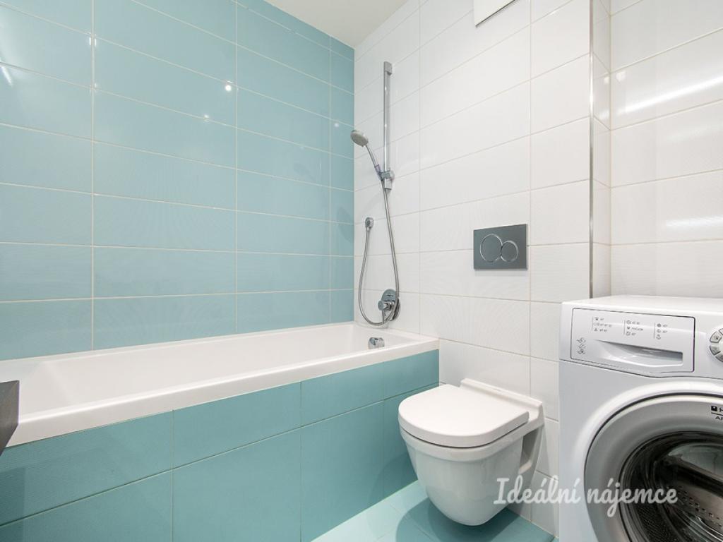Pronájem bytu 2+kk 45 m2, Praha – náhled fotky 9