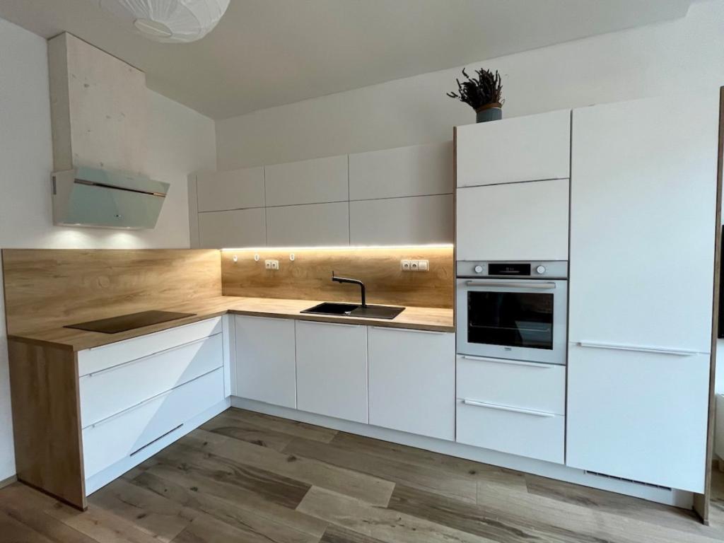 Pronájem bytu 2+kk 44 m2