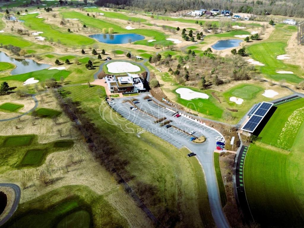 Prodej domu 231 m2, Vysoký Újezd – náhled fotky 10