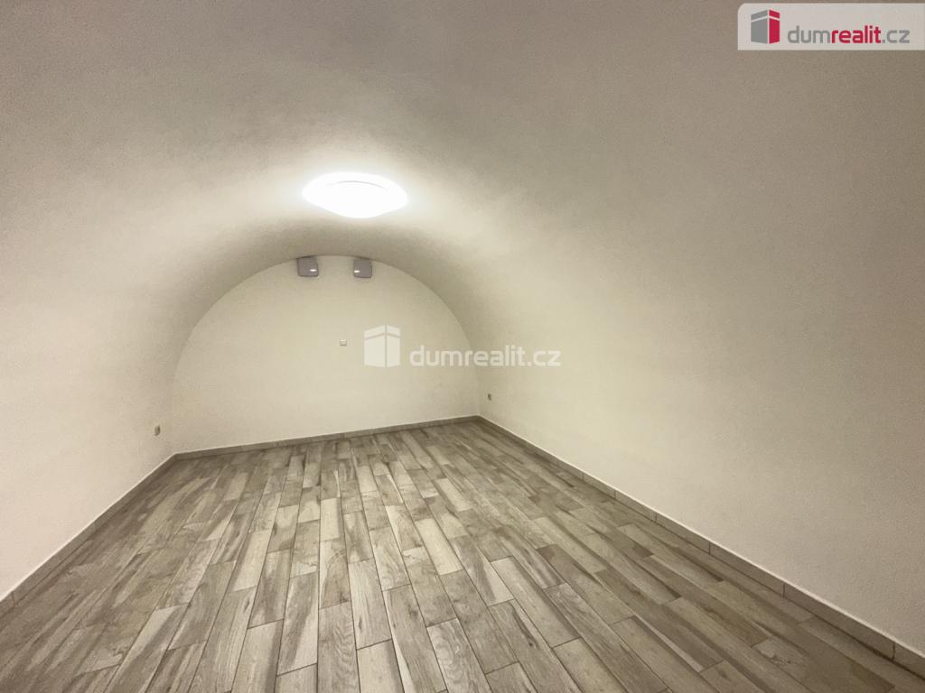 Pronájem bytu 1+1 30 m2