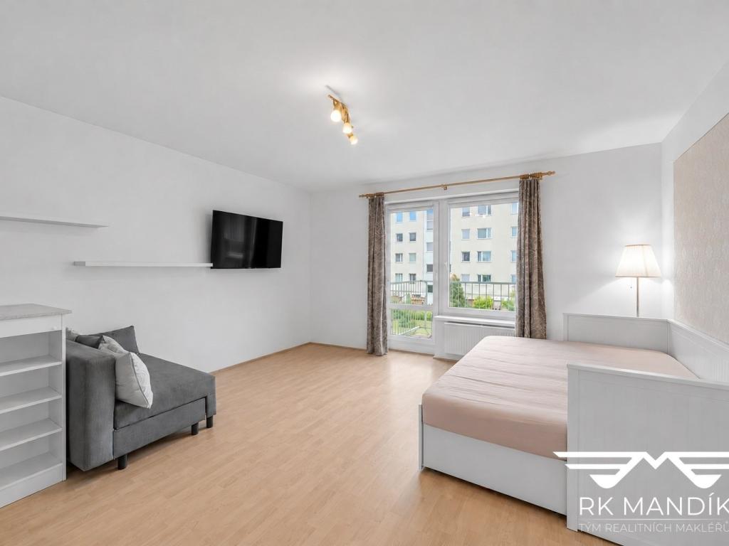 Pronájem bytu 1+kk 33 m2
