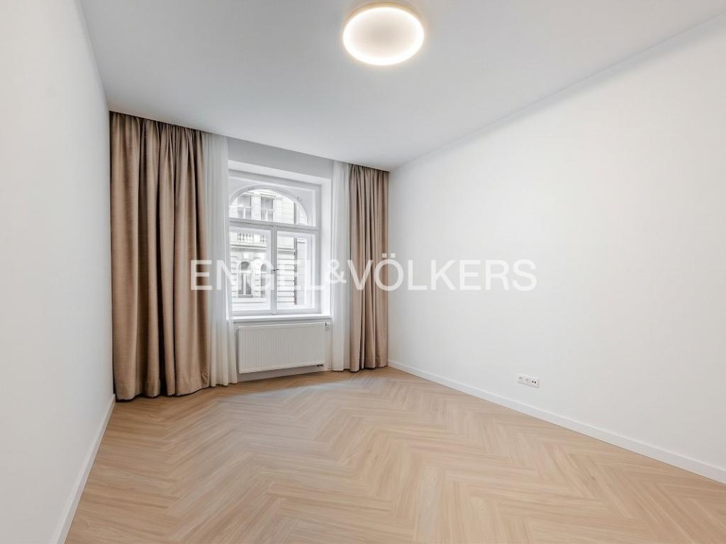 Pronájem bytu 3+kk 121 m2