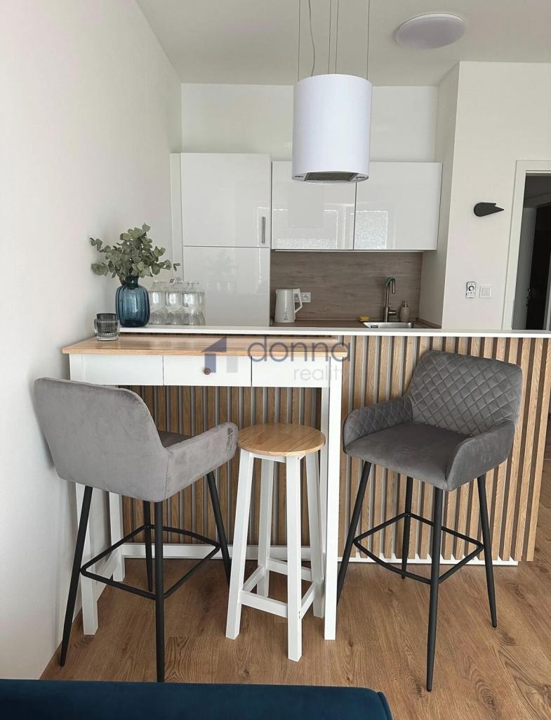 Pronájem bytu 2+kk 44 m2