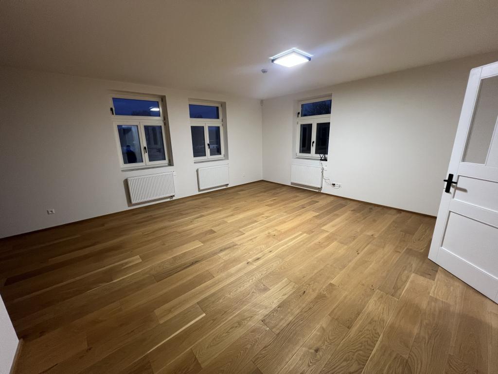Pronájem bytu 5+kk 180 m2
