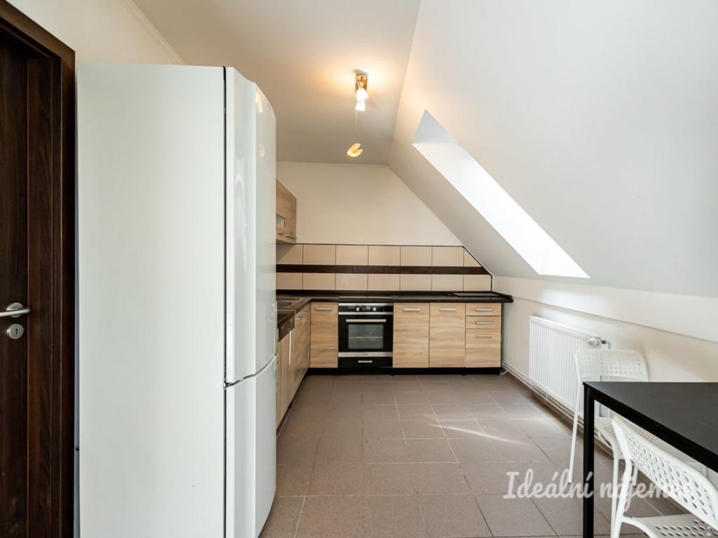 Pronájem bytu 2+kk 50 m2