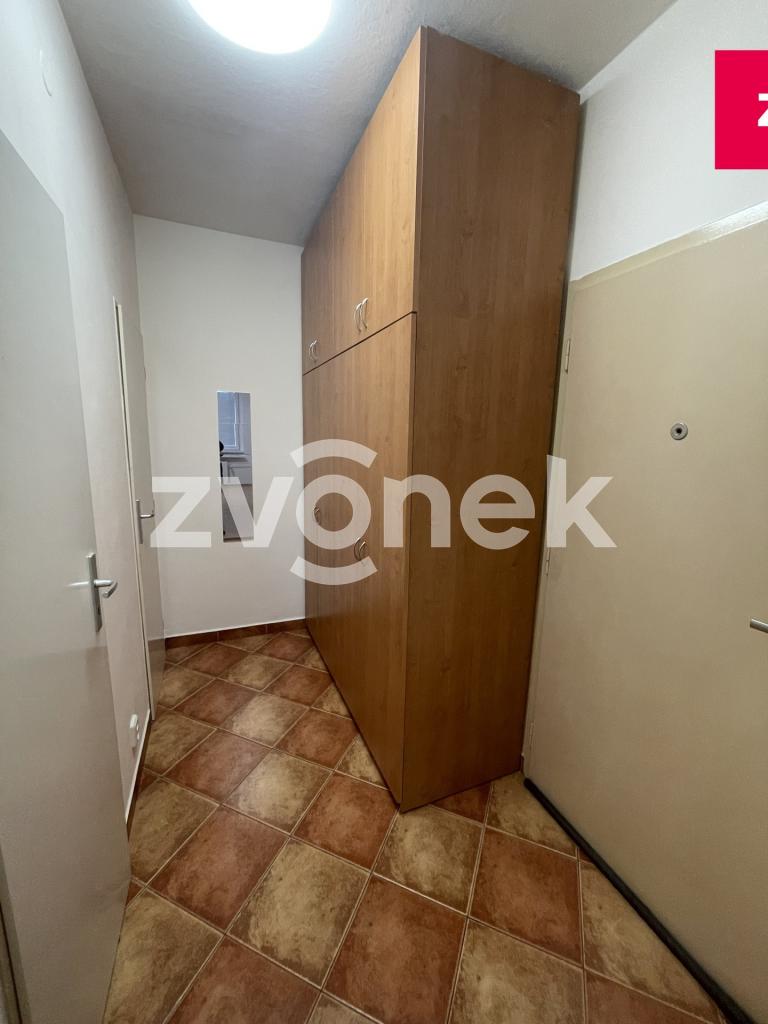 Pronájem bytu 1+kk 28 m2, Zlín – náhled fotky 7