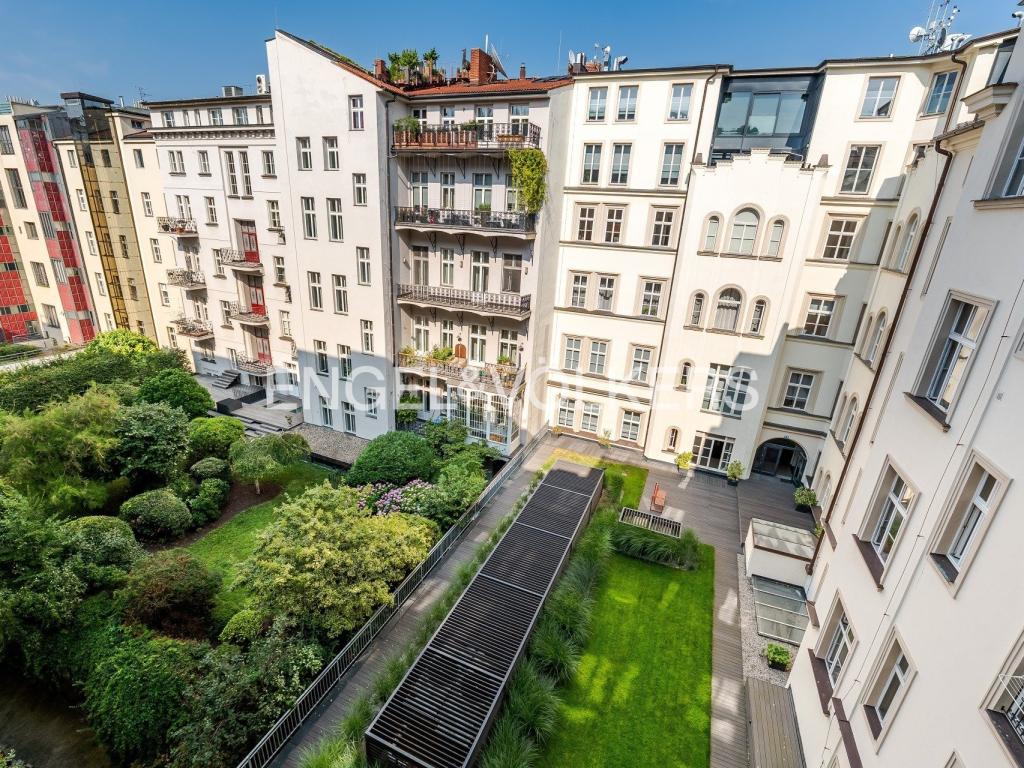 Pronájem bytu 5+kk 202 m2