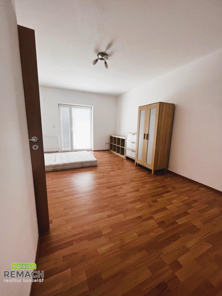 Pronájem bytu 1+1 50 m2