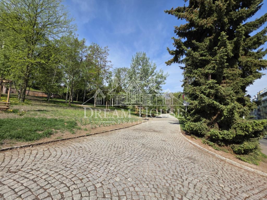 Pronájem bytu 3+1 81 m2, Praha – náhled fotky 20