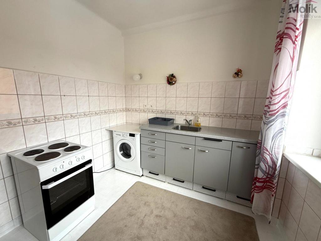 Pronájem bytu 1+1 39 m2