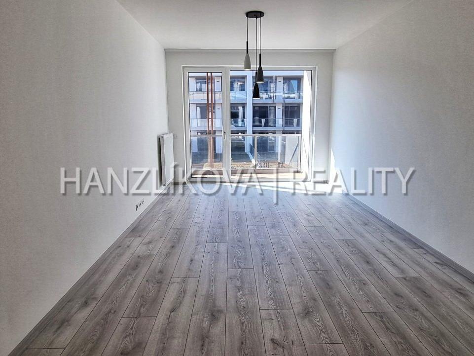 Pronájem bytu 2+kk 52 m2