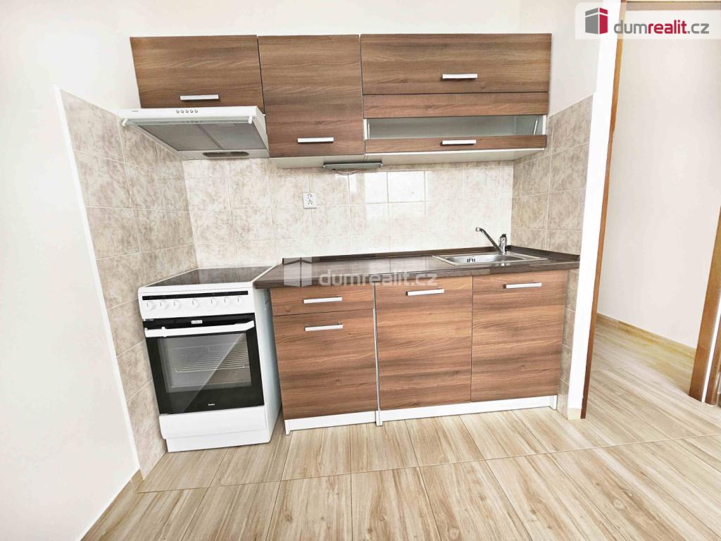 Pronájem bytu 1+1 35 m2