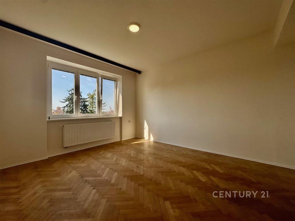 Pronájem bytu 1+1 40 m2