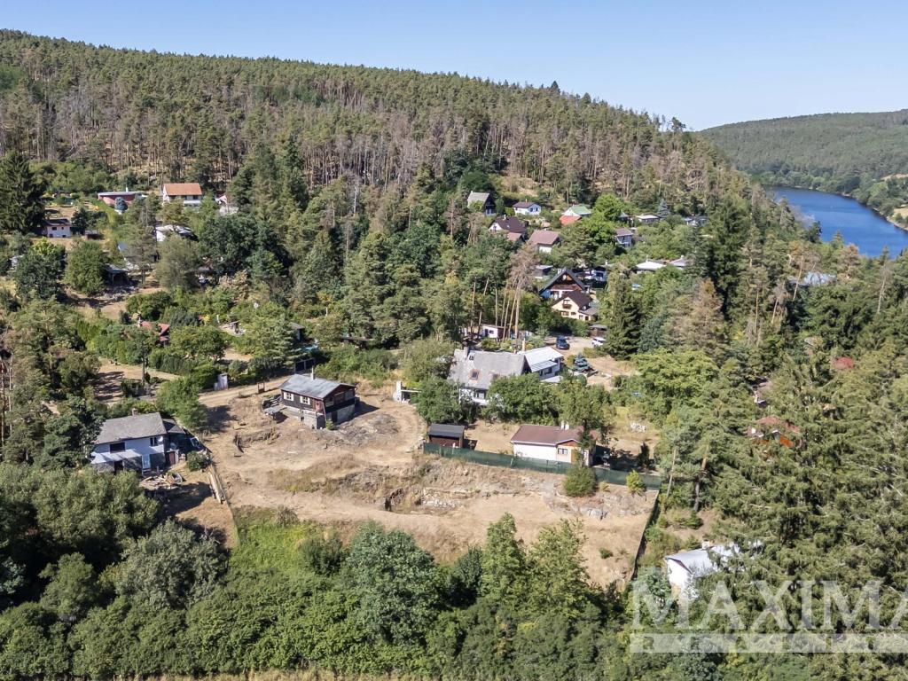 Prodej pozemku 1403 m2, Kamýk nad Vltavou – náhled fotky 10