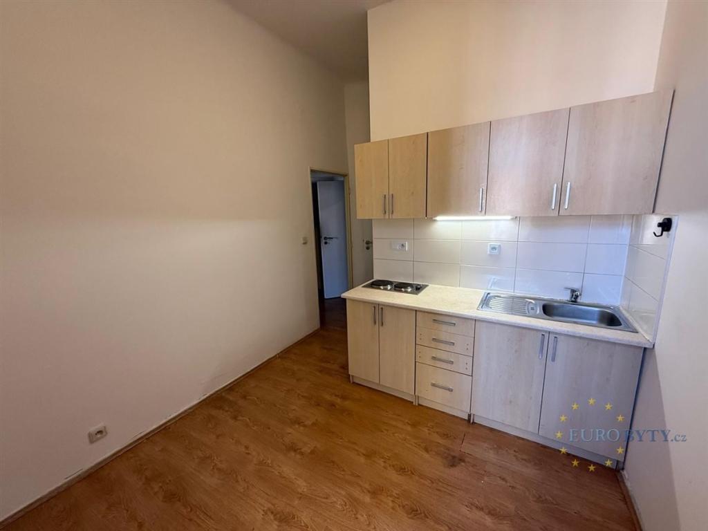 Pronájem bytu 2+kk 37 m2