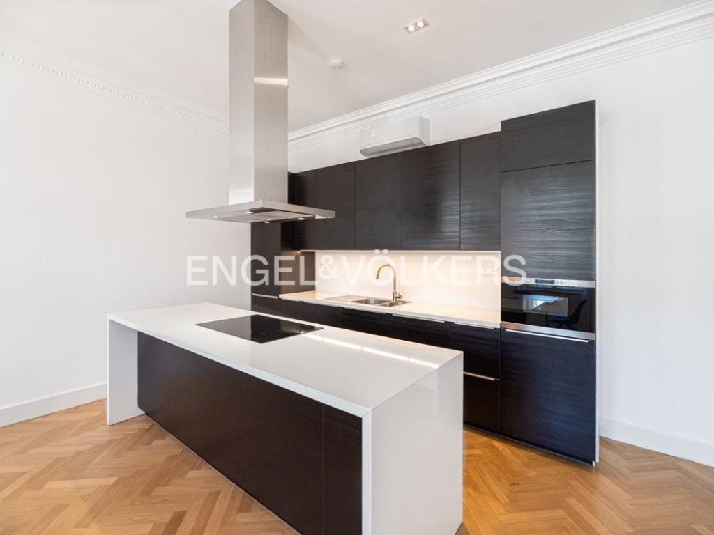 Pronájem bytu 5+kk 172 m2