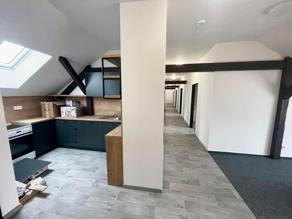 Spolubydlení 6 a více 120 m2