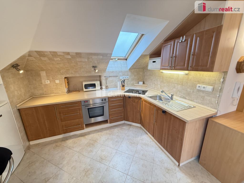 Pronájem bytu 2+kk 54 m2