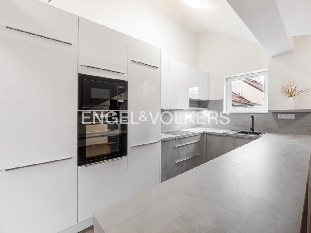 Pronájem bytu 2+kk 74 m2