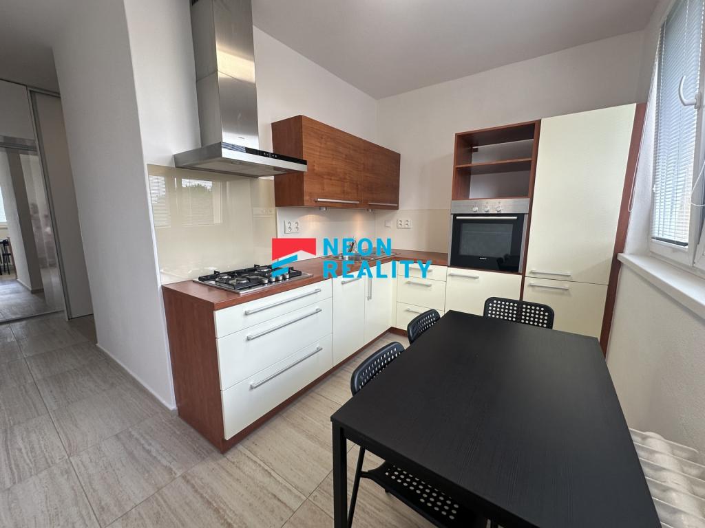 Pronájem bytu 2+1 56 m2