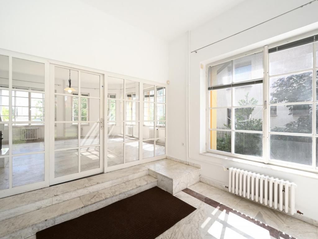 Pronájem domu 454 m2