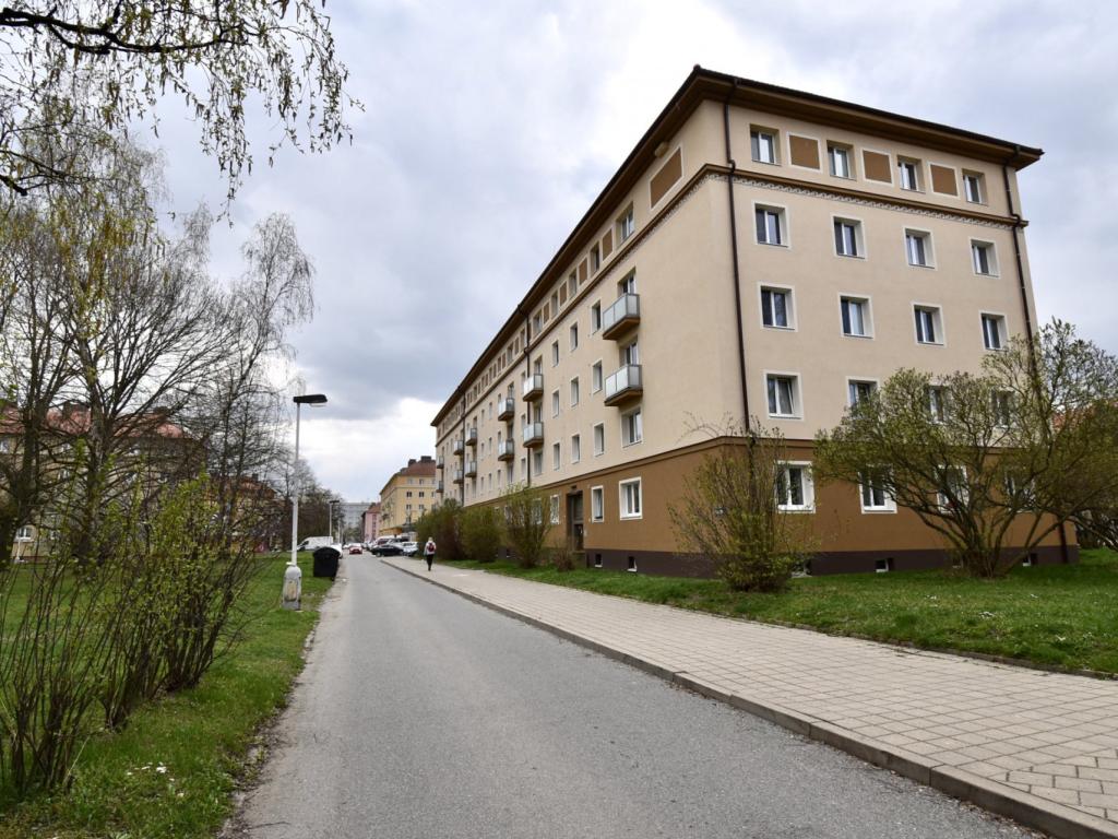 Pronájem 1+1, Kladno - gen. Píky, 12000 Kč, 43 m2