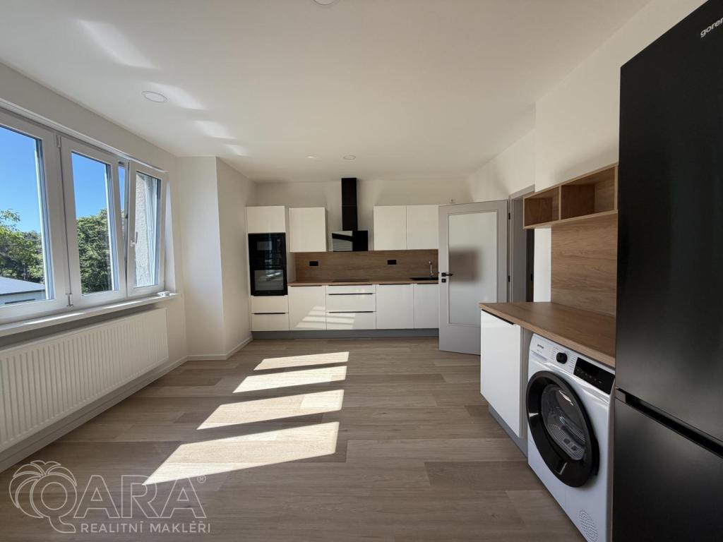 Pronájem bytu 2+1 80 m2