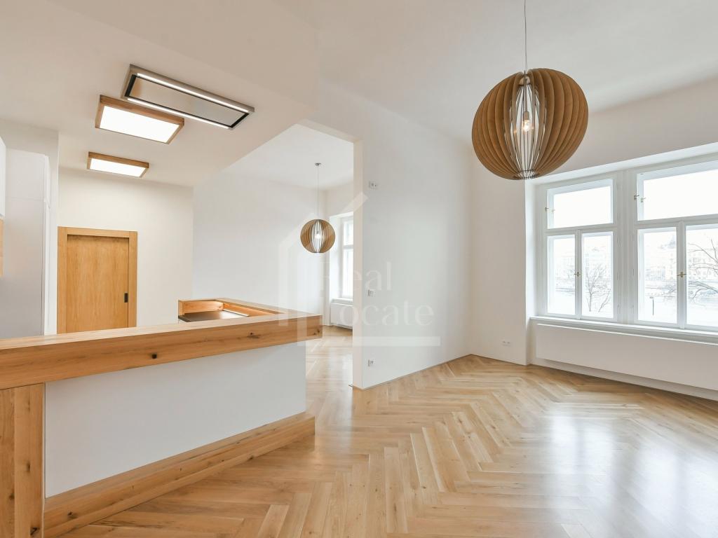 Pronájem bytu 3+kk 106 m2