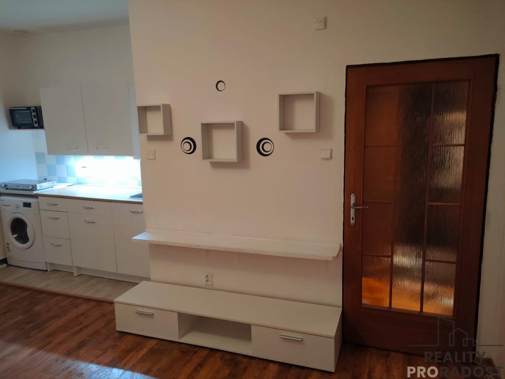 Pronájem bytu 1+kk 24 m2