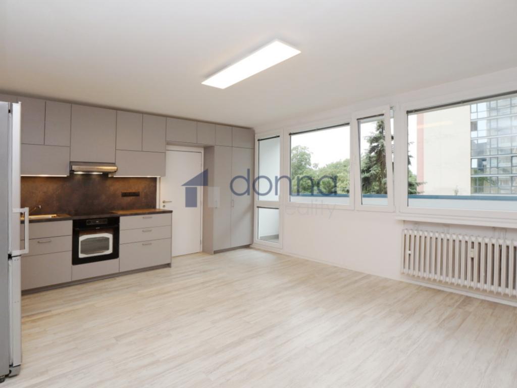 Pronájem bytu 4+kk 107 m2